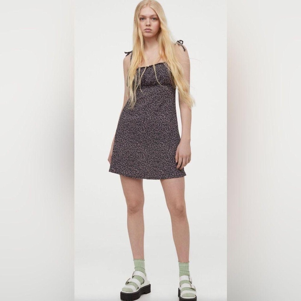 H&M Divided Slip Dress XL Black Floral NWOT - Picture 1 of 6